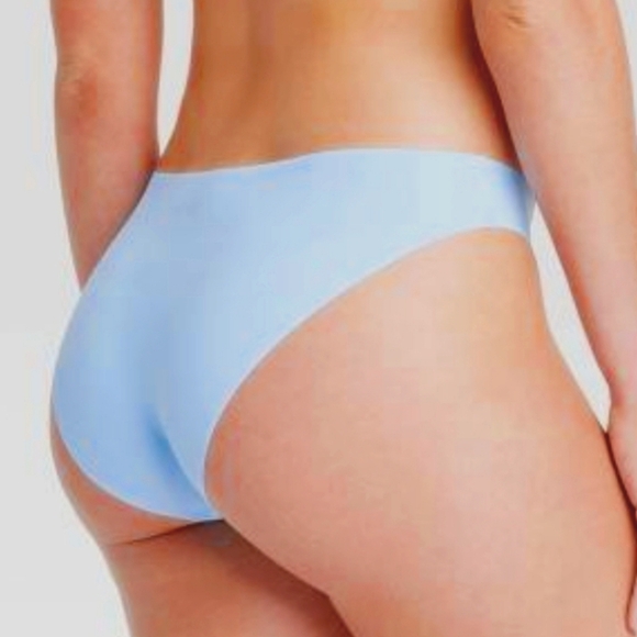 Second Skin Panties Smooth Seamless Baby Blue Or Beige, In Keepsake Box - Picture 4 of 6